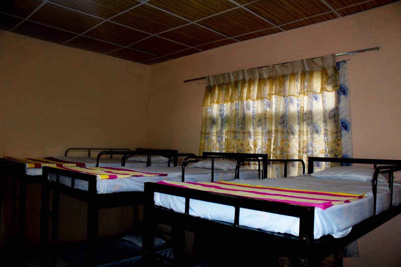 J hostel kandy Eksteriør billede